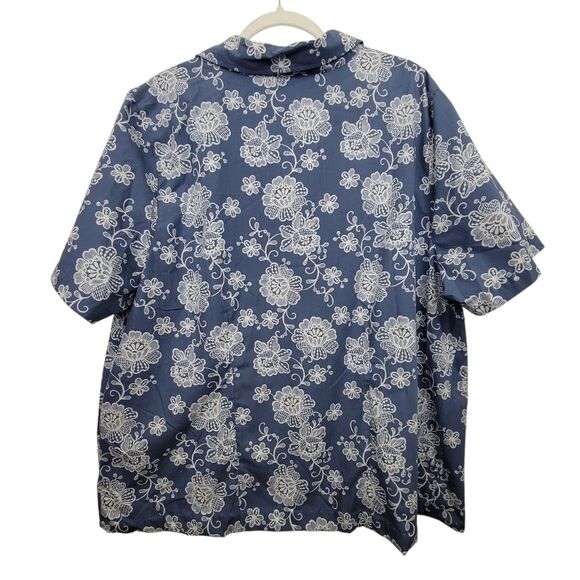 White Stag Blue & White Floral Button Up Shirt Wi/Altered Hem Sz 2X (18W-20W) - Picture 2 of 10